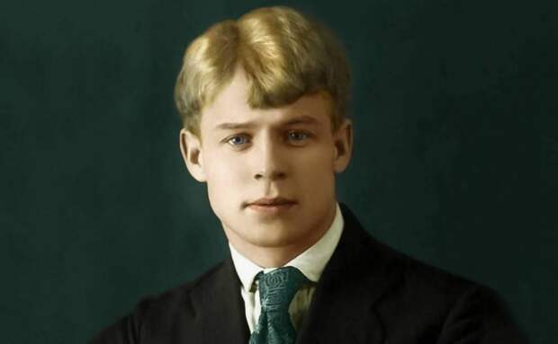 В Екатеринбурге открылся масштабный проект о Сергее Есенине