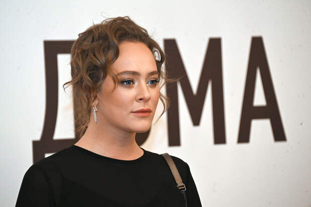 Актриса Аглая Тарасова посетила корпоратив Иды Галич