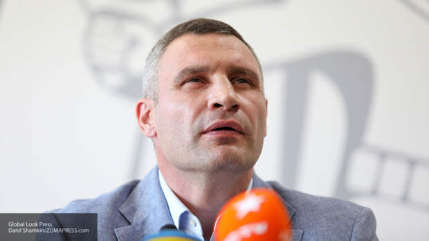 Кличко назвал свое увольнение с поста мэра Киева незаконным