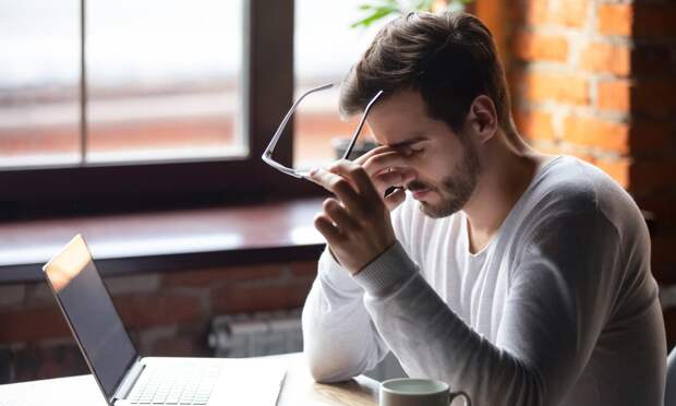 Создают «идеальный шторм» для инсульта: невролог Клочков предупредил о 3 опасностях в праздники