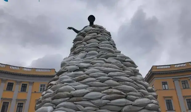 Фото дня: так выглядит сегодня главный символ Одессы