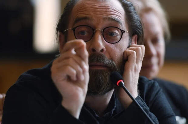 «Гвоздем сезона» назван спектакль «Курьер» Владимира Панкова