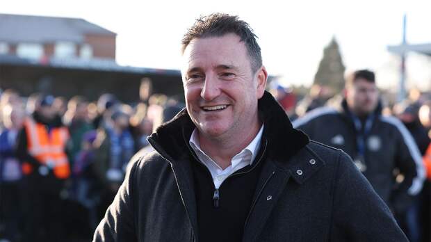 «Купил клуб после четырехдневного запоя». Владелец «Маклсфилда», выбившего из Кубка Англии «Кристал Пэлас»