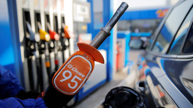 «Потребуются дополнительные меры»: почему Счётная палата прогнозирует рост цен на бензин с начала 2019 года