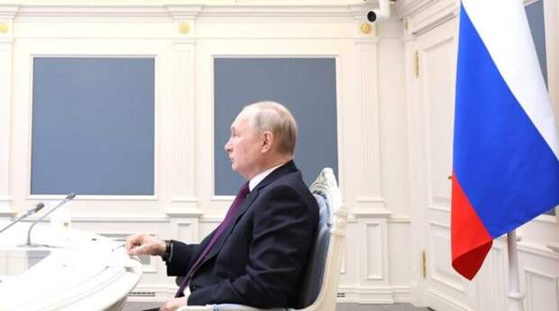 Путин публично обратился к «недоумкам» из НАТО