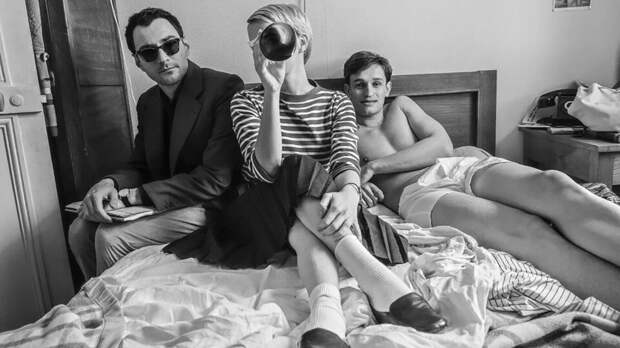 Третья «Иллюзия обмана», «Новая волна» Ричарда Линклейтера, «Сущность» с Бенедиктом Камбербэтчем и еще 10 фильмов ноября