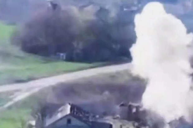 Дроны уничтожили группу боевиков ВСУ в пункте дислокации под Волчанском