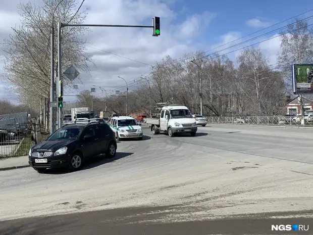 Авторедактор НГС бесплатно нашел 3 причины жуткой пробки на Станционной — на их поиск мэрия хочет потратить 600 тысяч