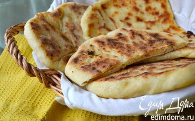 Рецепт – Индийские лепешки "Наан с сыром" (Cheese naan)