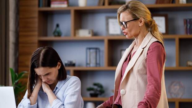 Психотерапевт Никитина: начальники ищут жертв среди слабых сотрудников