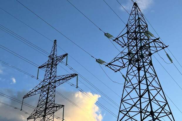 Электроснабжение в Мурманской области будет восстанавливать около суток