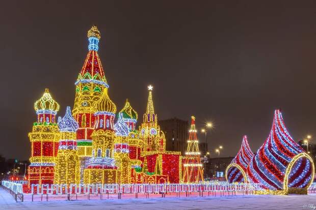 Москва в новогодние и рождественские дни.