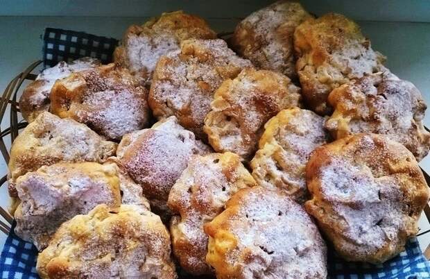 Пеку очень вкусное яблочное печенье: так просто, что даже дочка умеет сама его готовить