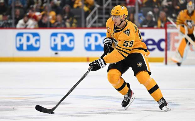 Дебютный гол Чинахова принес «Питтсбургу» победу над «Детройтом» в НХЛ