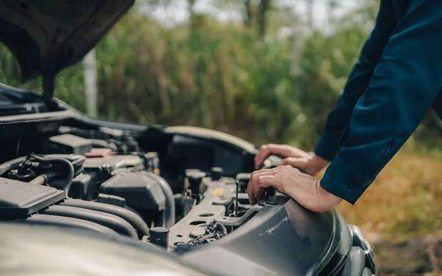 Почему эксперты рекомендуют промывать двигатель свежим маслом