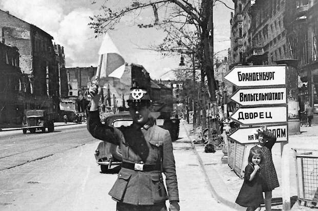 Берлин 1945: редкие кадры советских фотографов (ФОТО)