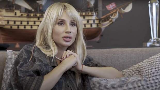 «Хозяйку медной горы» Кузбасса просят проверить за заказ частного концерта Лободы