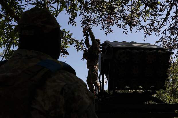 На сложном участке боевых действий объявилось связанное с Зеленским вооружение