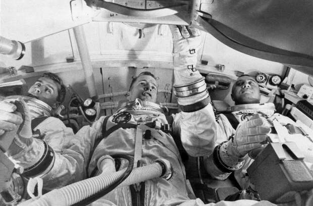 Без туалетный лунолёт "Apollo" и сломанный туалет на МКС, наводят на странную мысль