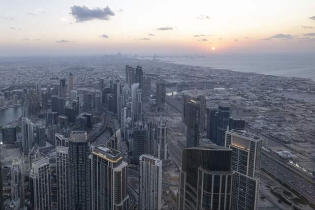 Офисы в дубайском небоскребе «Бурдж-Халифа» перевели на дистант из-за обстрелов