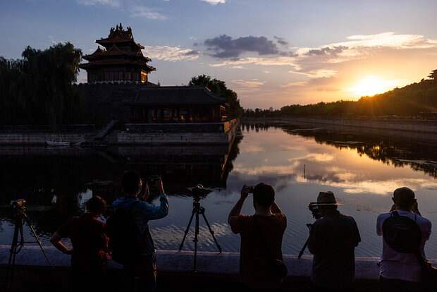 Китай согласился продлить безвизовый режим с Россией на год