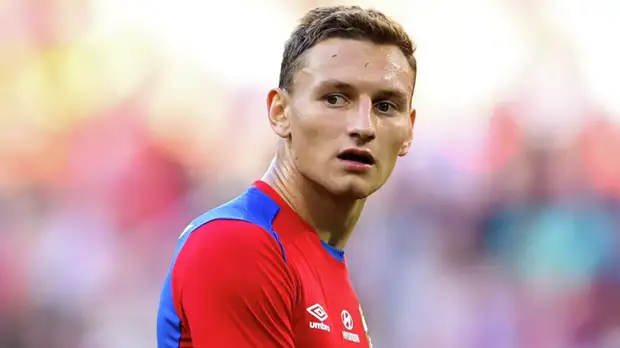 Непомнящий: Чалов слишком много занимается самокопанием