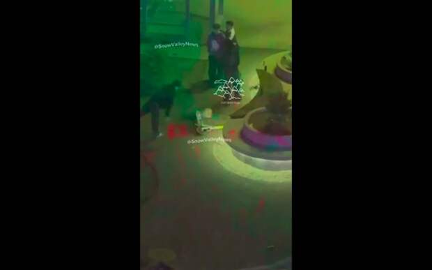 Мечта автомобилистов? Группа подростков уничтожила электросамокат во Владивостоке