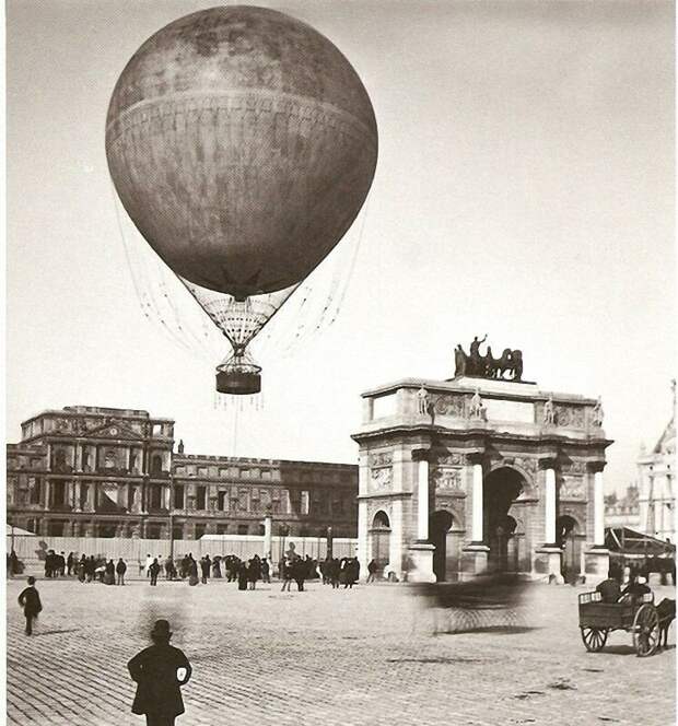 Воздушный шар в центре Парижа, Франция, 1878. история, ретро, фото
