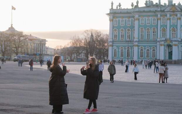 Дворцовую площадь заасфальтируют за сутки
