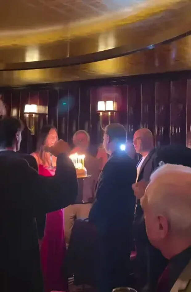 День рождения Леонардо ДиКаприо