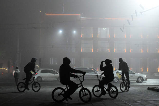 Жители российского города пожаловались на атакующих прохожих подростков