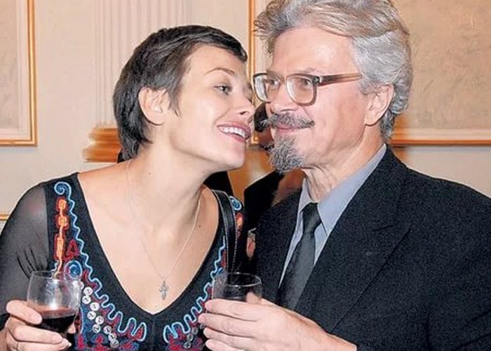 Любящая жена./ znamenitka.ru Любящая жена./ znamenitka.ru