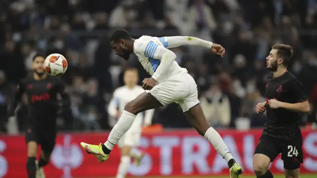 «Марсель» остался в меньшинстве в матче с «Локомотивом»