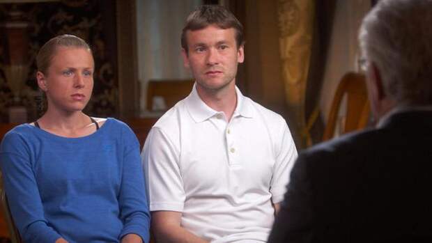 Юлия и Виталий СТЕПАНОВЫ. Фото CBS News