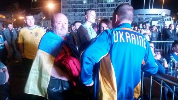 Высшая конспирология: «Немецкие ультрас бьются за Путина»