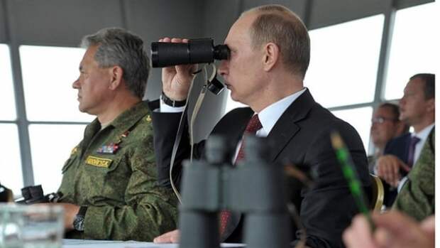 Владимир Путин и Сергей Шойгу