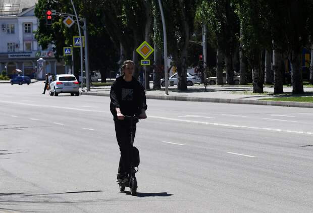 В России предложили официально признать водителями пользователей СИМ