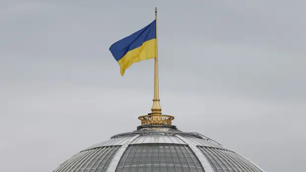 В Киеве заявили об отсутствии контактов между Зеленским и Лукашенко