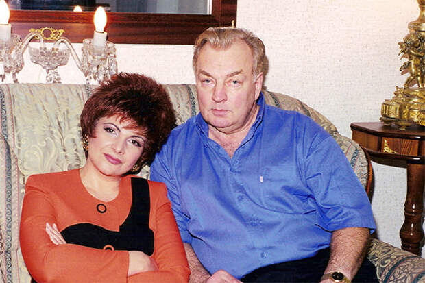 70 фото Михаила Державина, его жен: Роксаны Бабаян, Екатерины Райкиной, Нины Буденой, дочери, внуков