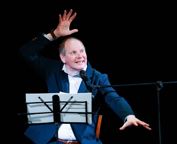 Три брака рухнули, а четвёртый подарил четверых детей: Кто вернул любовь Даниилу Спиваковскому?