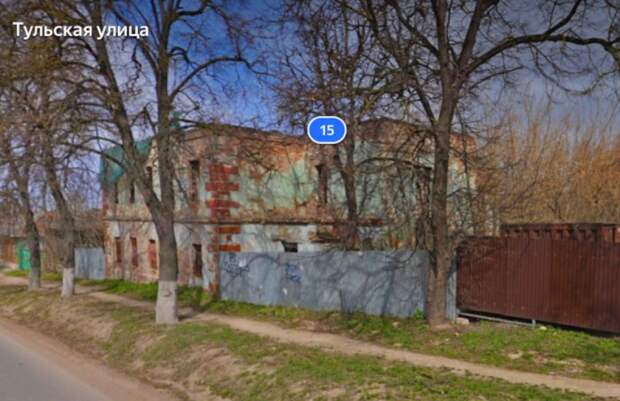 Развалины бывшего алексинского училища окончательно стали памятником