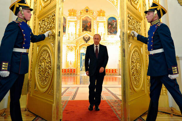 «Мне не нужно»: как Владимир Путин отвечал на вопрос, хочет ли остаться президентом