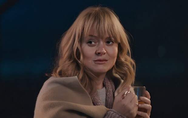 Анна Михалкова в фильме "Давай разведемся" Анна Михалкова в фильме "Давай разведемся"