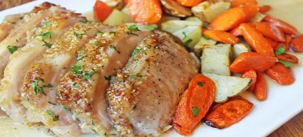 Свинина с овощами в рукаве в духовке