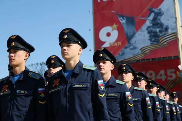 Военная техника вновь вышла на площадь: как прошёл Парад Победы в Краснодаре