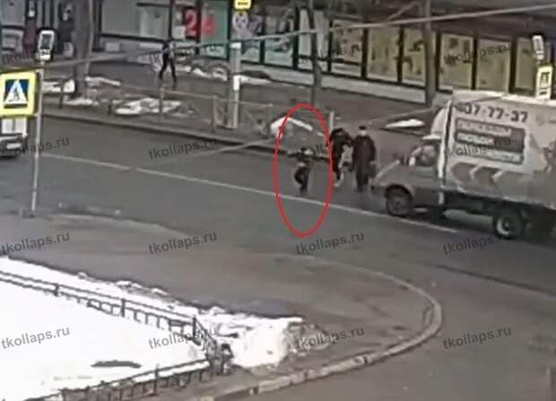 Штраф на месте: видео дня