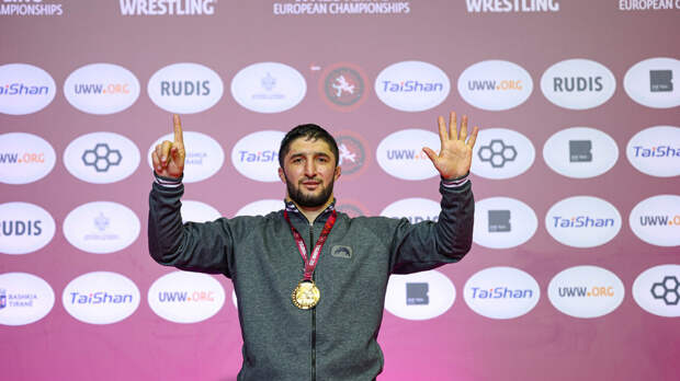Триумф вольников и феерия борцов греко-римского стиля: сборная России завоевала 19 медалей на чемпионате Европы в Тиране