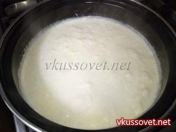 Мясные рулеты под соусом из смородины