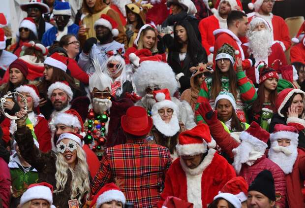 SantaCon 2018 в Лондоне, Париже, Сеуле, Нью-Йорке и других городах