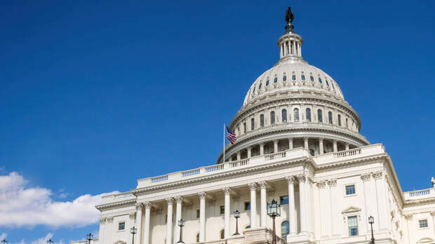 Bloomberg: США необходимо согласиться на предложение Путина о продлении ДСНВ